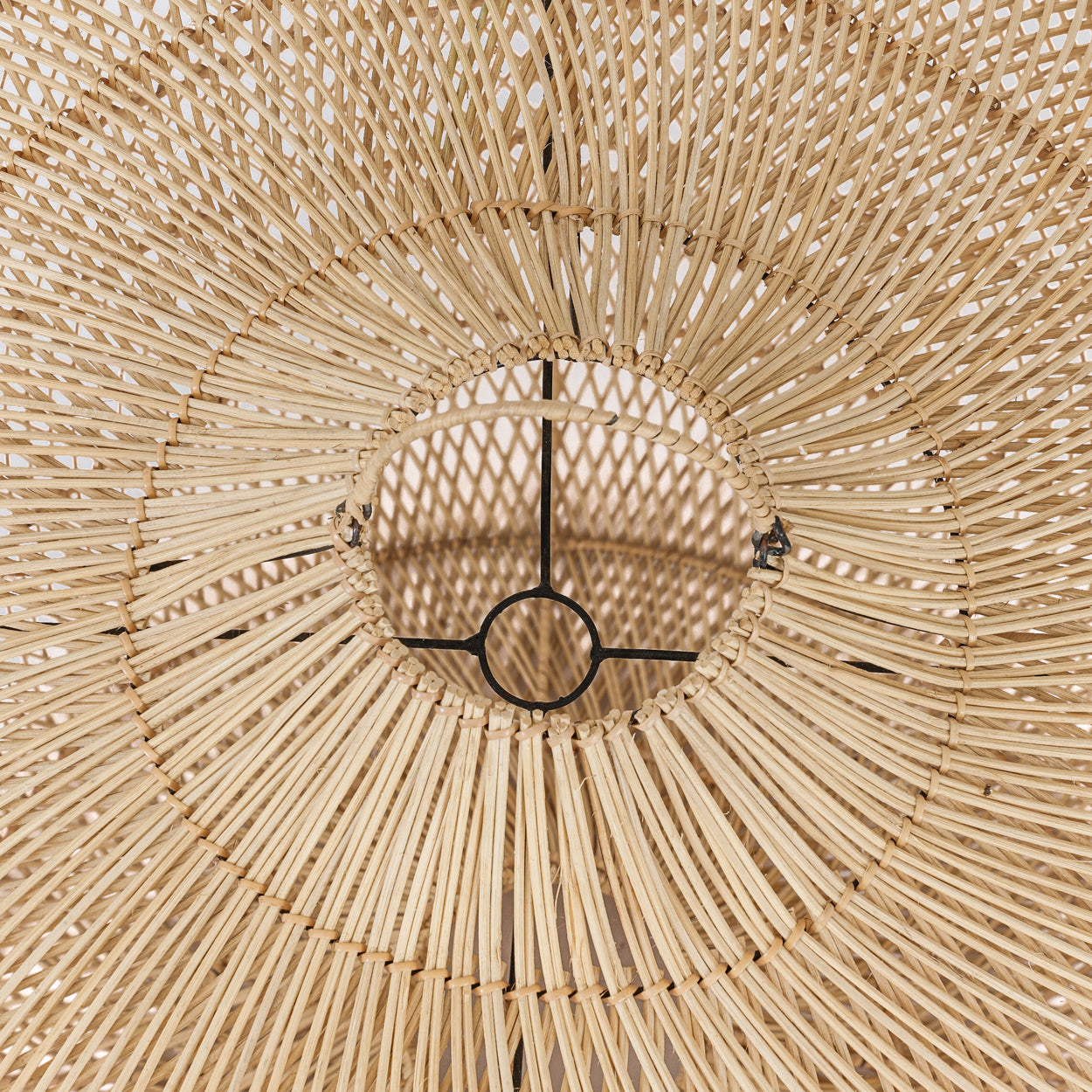 Le Pendentif Batu Bolong
