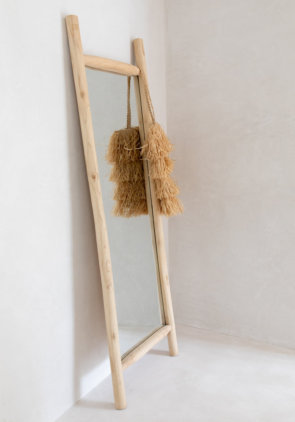 Le Miroir Island