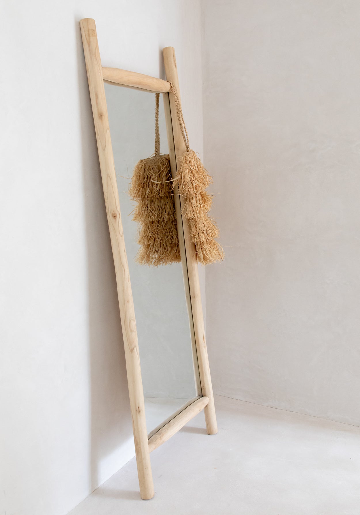 Le Miroir Island